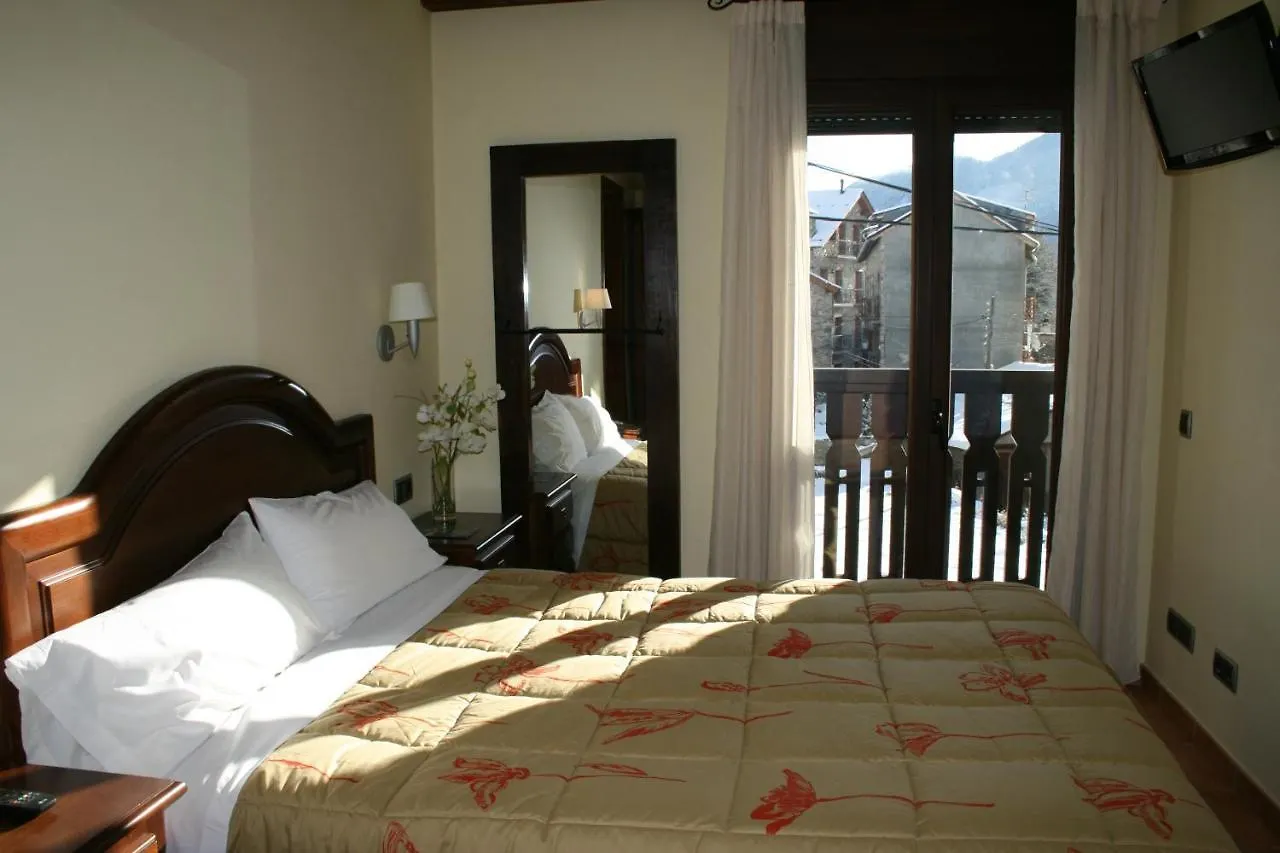 Apartamentos Les Picardes 에스포트 아파트
